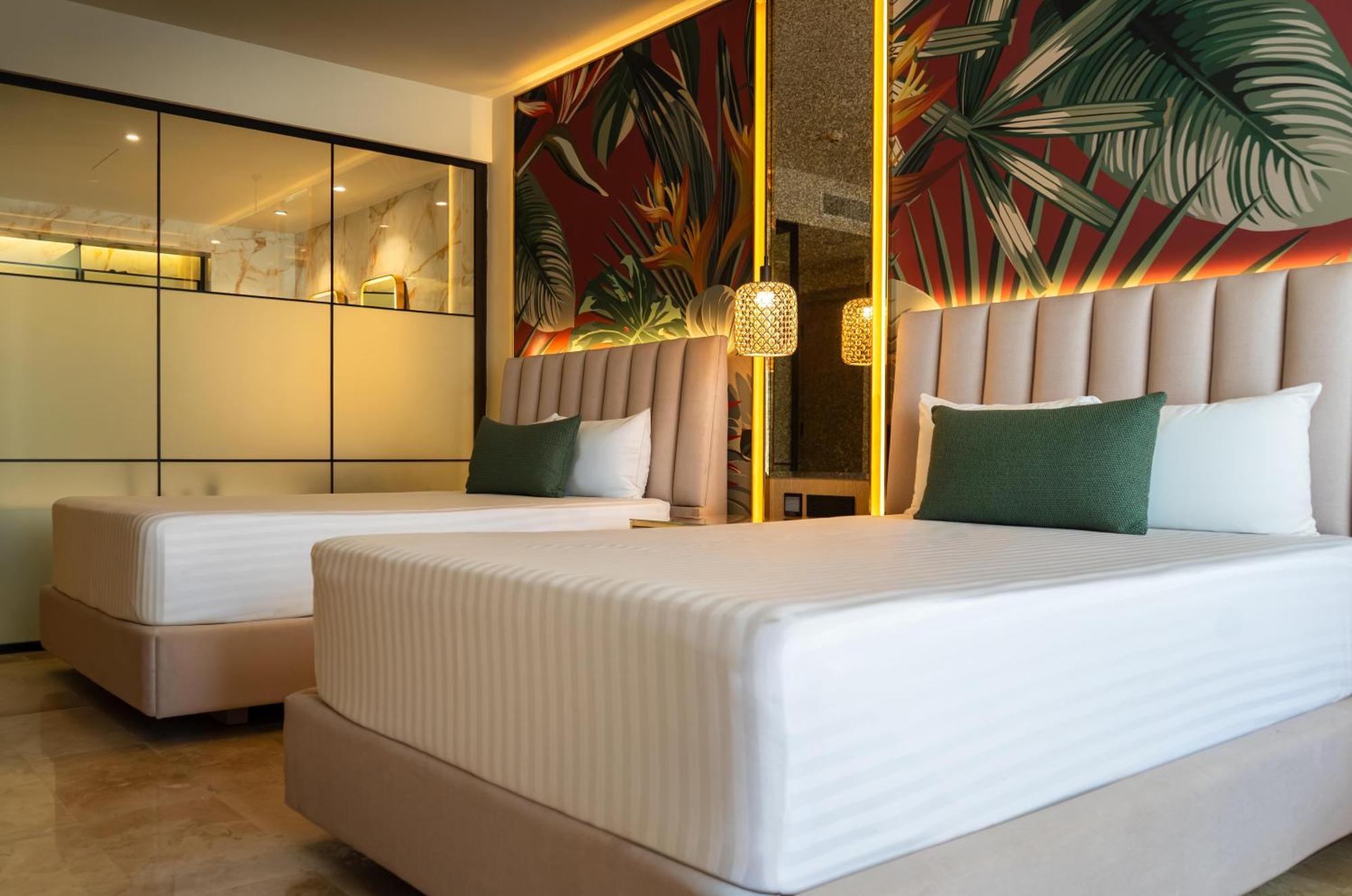 Suite Junior Deluxe con acceso a la piscina - Solo para mayores de 13 años
